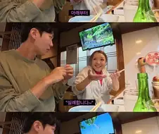 포스터 속 여자의 가슴을 만져 봤다는 일본녀