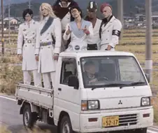 착한 아저씨가 영왕궁까지 태워다 주신대