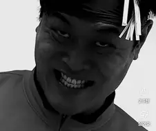 소방관 삼촌 피지컬 개쩌네
