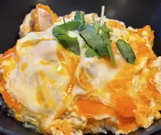 일본, 어떤 가게의 극상 부모자식 덮밥(오야코동)