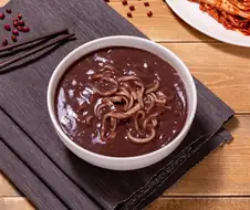 서울촌놈들은 전라도가 콩국수에만 설탕넣는줄 알지?