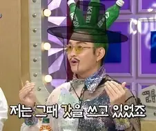 어디까지가 CG인지 알 수 없는 인터뷰.jpg