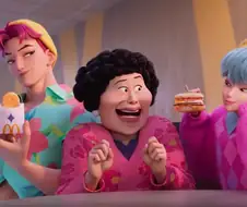 맥도날드 케이팝데몬헌터즈 콜라보 영상 조회수 대결 그 승자는