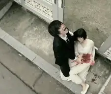 모두를 속인 뮤직비디오 오프닝 레전드.jpg