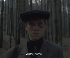 소년이 전쟁속에서 만화져가는 과정