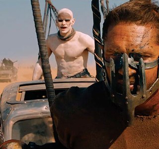 기안 갑자기 과장된 만화적 톤으로 소리지를때 어린애같음