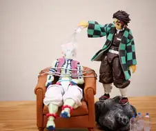 귀멸)물의 호흡을 쓰는 탄지로.jpg