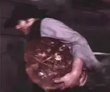 빵집 도둑 빌런 빵 하나 들고 도주...