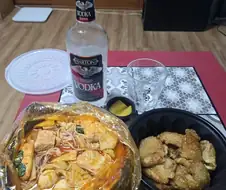 독거노인 주식팔아서 맛난거 먹는중....