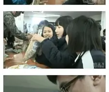 멀리서 보면 희극, 가까이서 보면 비극.jpg