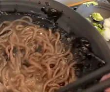 엄만 햄버거 안땡긴다...