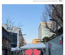 광화문 일대, BTS 공연 안 봐도 전부 검문검색 중