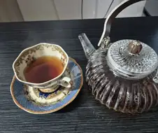 찻잔이랑 찻주전자 새로 구매했다 ㅎㅎ