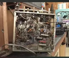 옛날 기판 보급 안됐던 시절에 만들어진 라디오.JPG