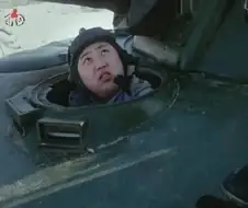 ???: 이거 클락션이라며?