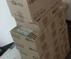 카스 20개 주문했는데 왜 낱개로 보내 ㅅㅂ 옮기고 뜯고 치우고 ㅁㅊ놈들이네
