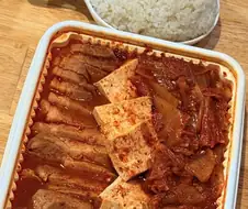 반찬 필요 없다 필요하다 갈린다는 밥상