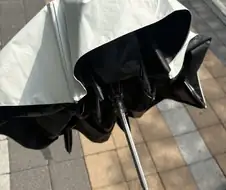 양산 써도 더운데?