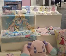 애들보는 만화 여캐들을 타 애니 여캐보다 화려하게 그리는 이유