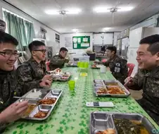 남자끼리 몰려다녀도 뭐라 안 하는 식당