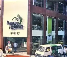 존 윅 4 마지막 결투는 사크뢰쾨르 앞에서 벌어졌다.