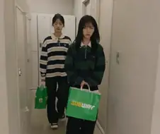 리센느] 이 장면 너무 폭력적인데..ㅋ