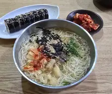 5,000원 멸치국수