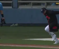 야구⚾)외국인투수가 KBO올스타전에서 일본애니메이션 코스튬