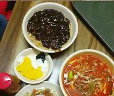 인천 어느 짜장면집.. 가격인하