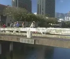옛날 미국드라마 고증 수준.jpg