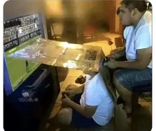 남자가 서로를 못 믿는 순간