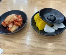 동네 짬뽕집의 신경쓰이는 서빙
