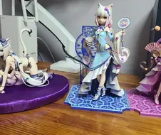 로리 피규어 아님