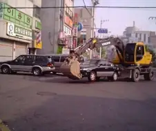 대낮 도로 한복판에서