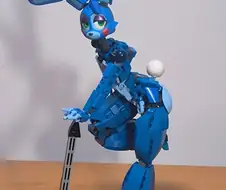 조금 더 수상해진 보니
