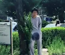 새로 온 교생한테 물벼락 부어서 울린 고딩들.jpg