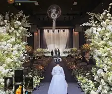 어느 결혼식 사진