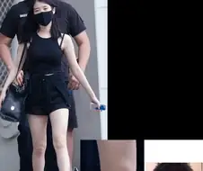 아이유의 무릎에는 누군가가 봉인되어 있다.jpg