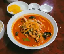 짬뽕밥을 시키면 볶음밥 공기를 주는 집