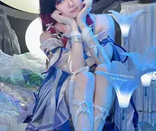콜롬비나 코스프레