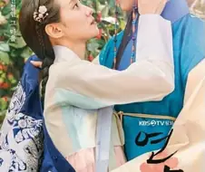 넷플릭스가 한국 문화계엔 호재란 걸 처음 체감했던 때