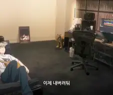 프로세카)극장판에 등장했던 작곡가.jpg