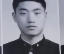 뚱이 성우의 젊은 시절 졸업사진.jpg