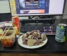 개들이 왜 순대에 환장하는지 알겠네
