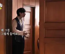 결혼사진을 들때 하면 안되는 자세