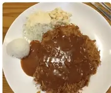 돈까스 원조국에서도 이해할수 없는 한국식 돈까스.jpg