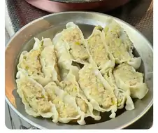 마싯어 보이는 만두.jpe
