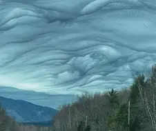 2017년에 국제 구름도감에 추가된 "거친물결구름"