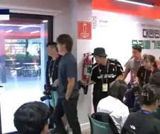 최소한의 예의도 없는 사람