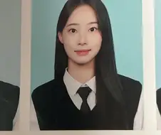 졸업사진으로 확인되는 확신의 파이리 상 아이돌